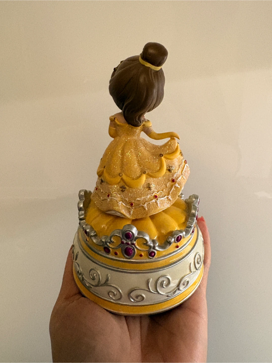 Disney Precious Moments Belle Musical Figurine - photo 3