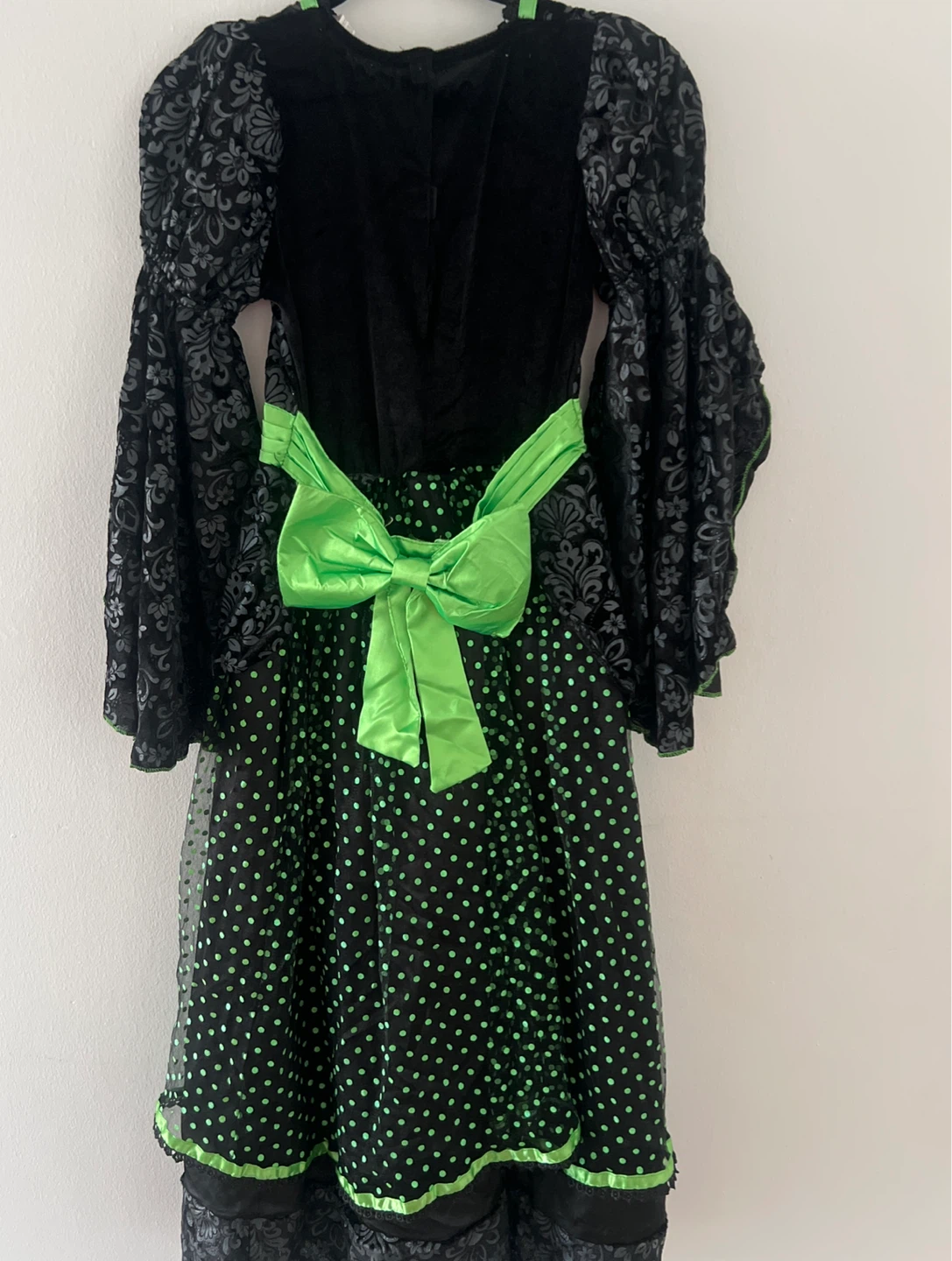 Black and Green Witch Costume - photo 2