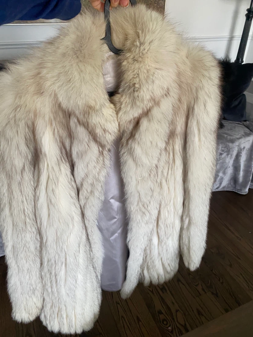 Genuine  FOX Fur Coat size large to xlarge