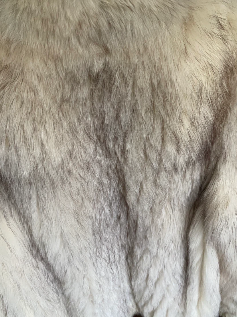 Genuine  FOX Fur Coat size large to xlarge - photo 3