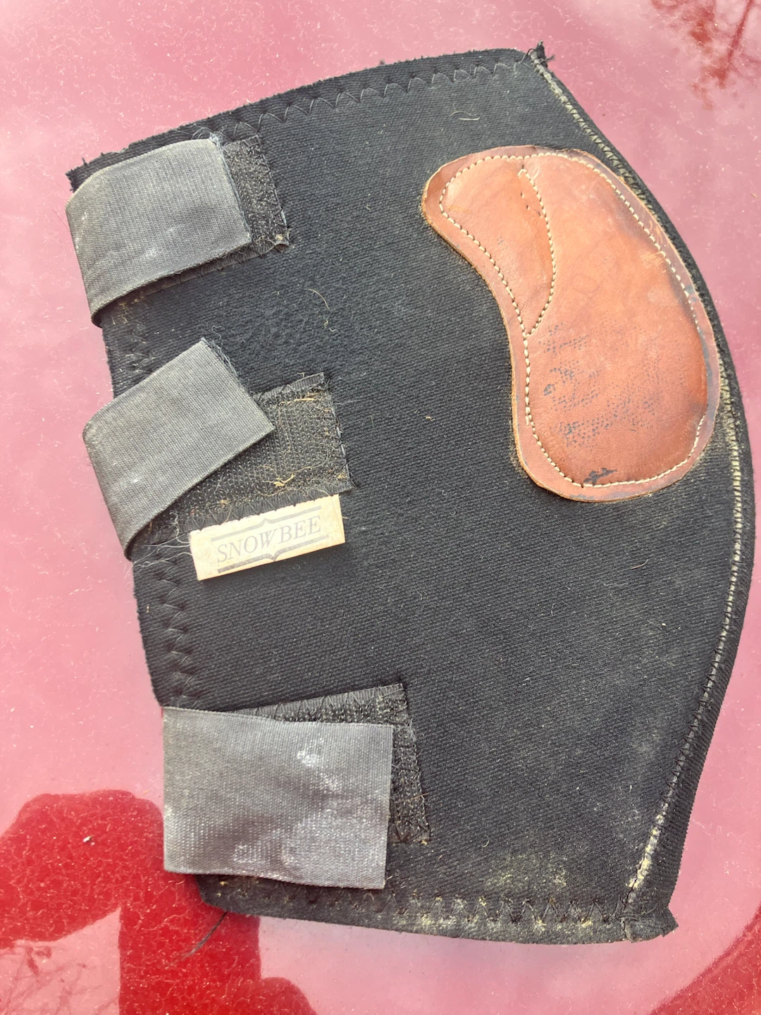 Equine hock boot