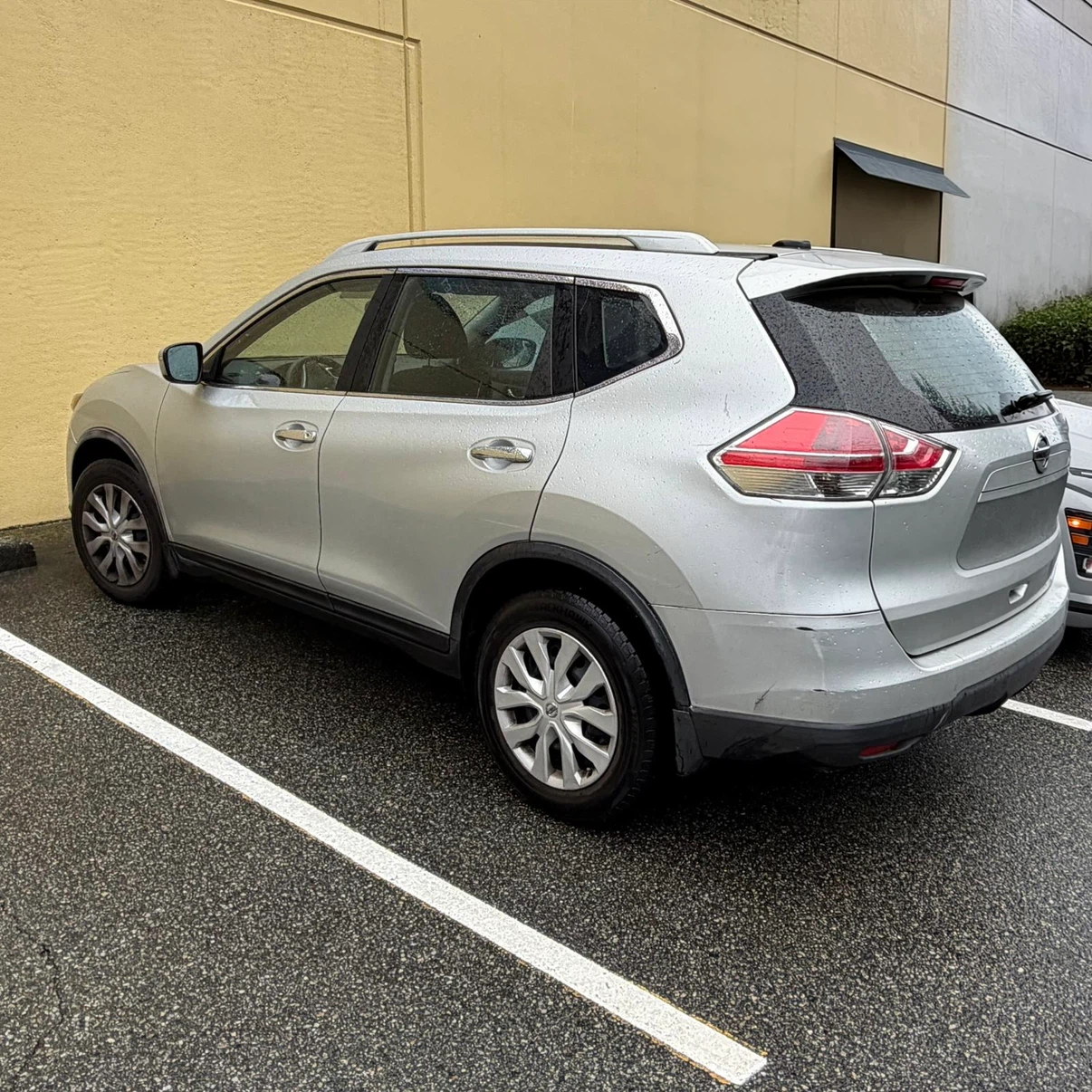 2016 Nissan Rogue – 174,555 km