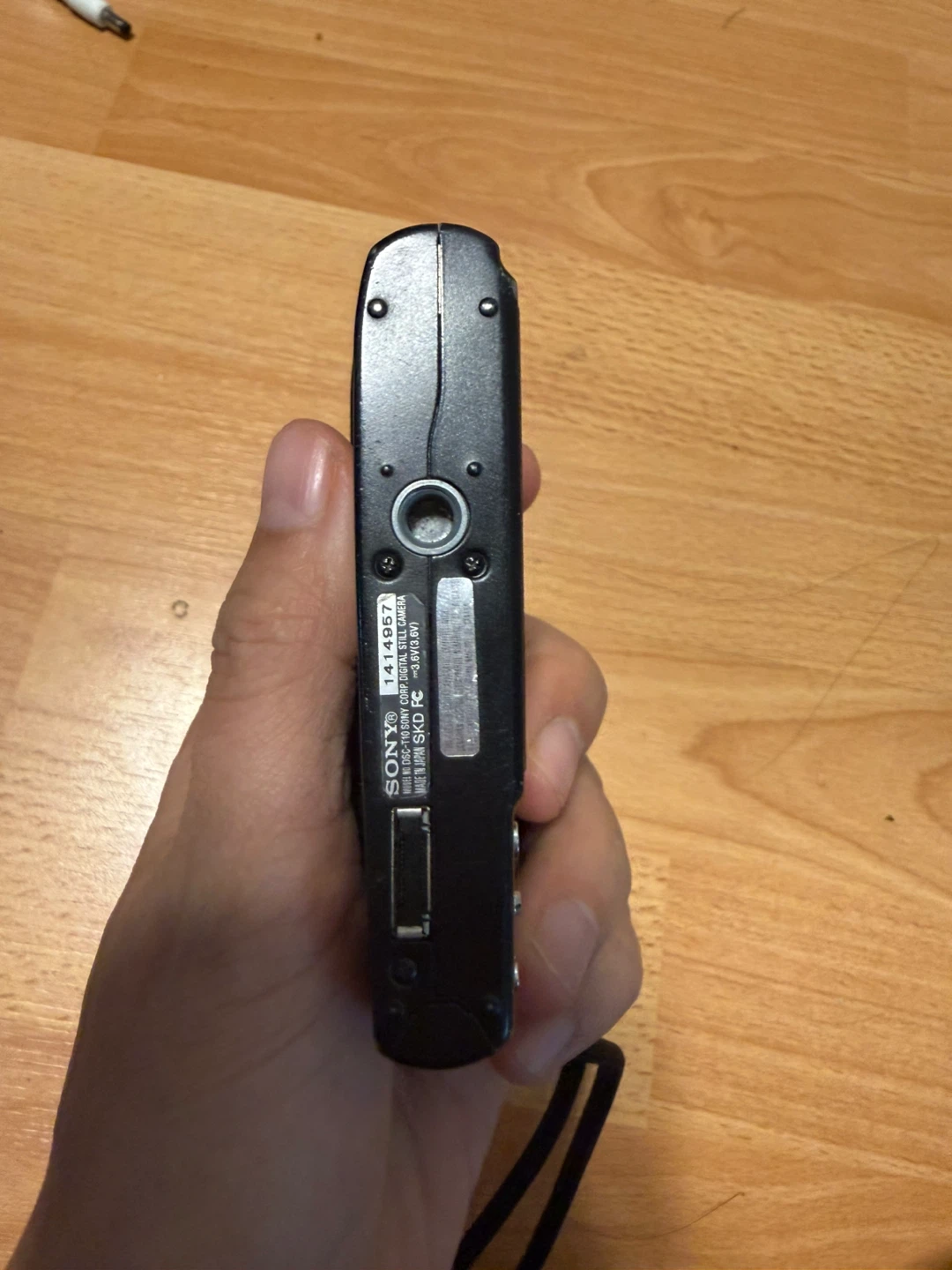 Sony Cyber-shot DSC-T10 Digital Camera - photo 2