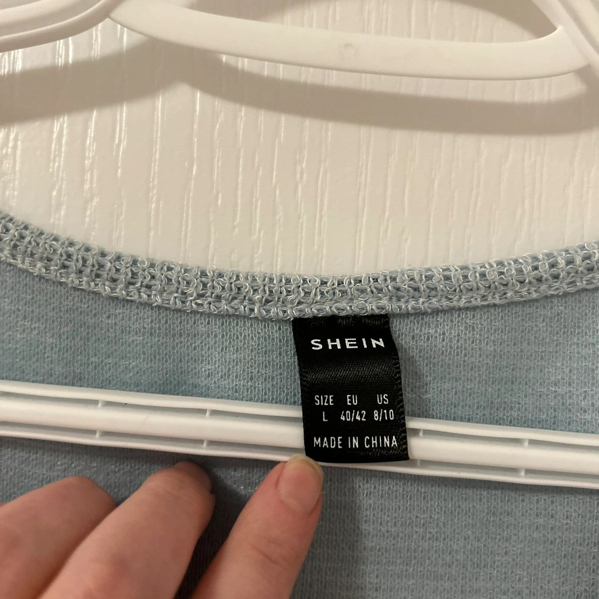 SHEIN Light Blue V-Neck Top - photo 4