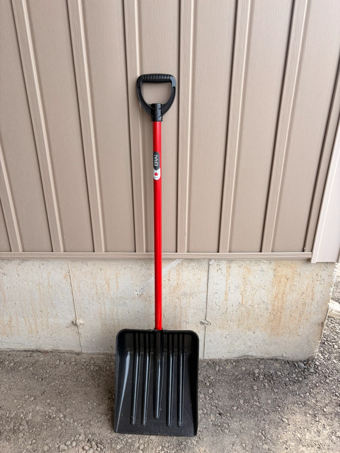 Era Snow Shovel