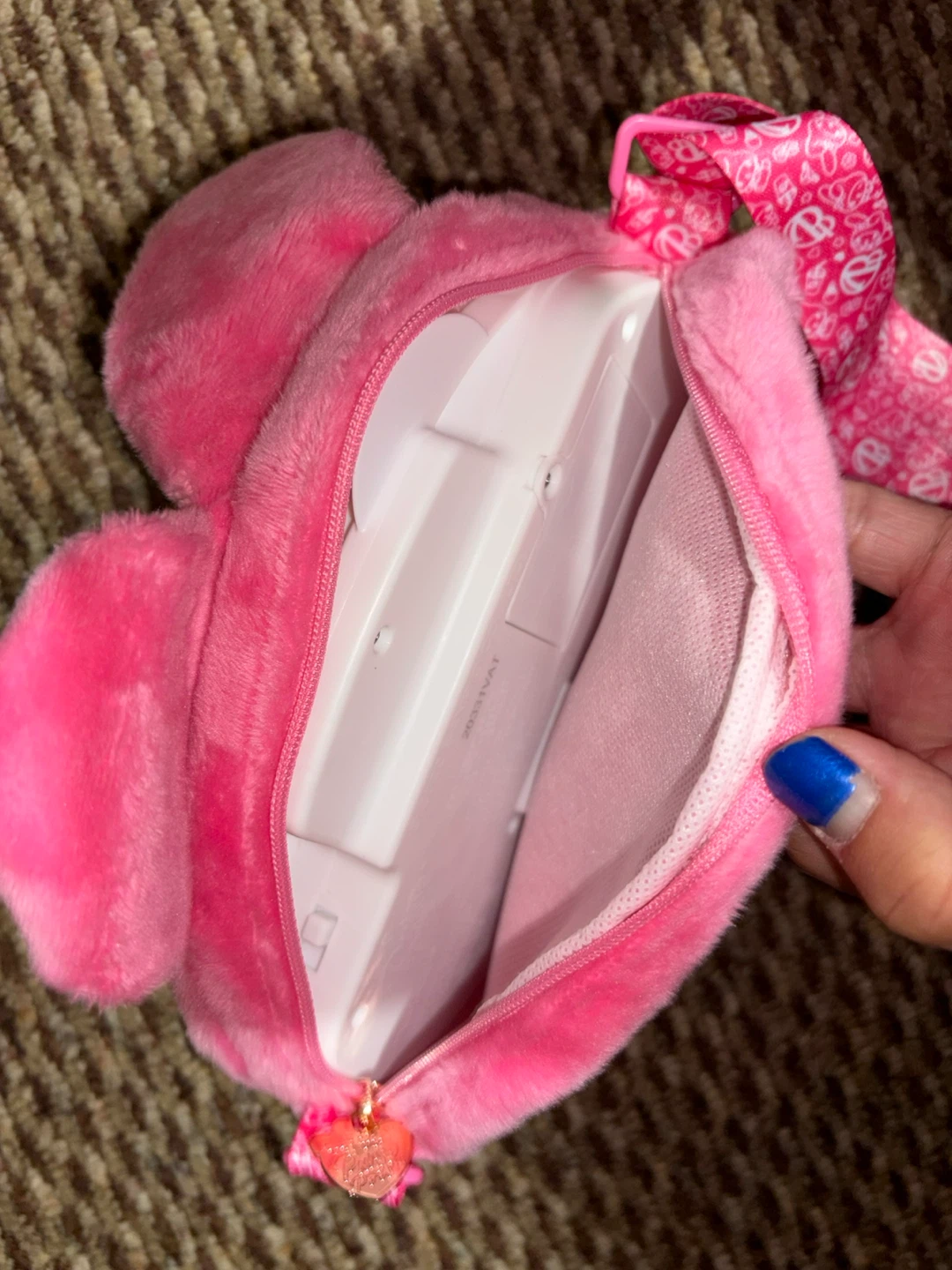 My Melody Plush Crossbody Bag - photo 2