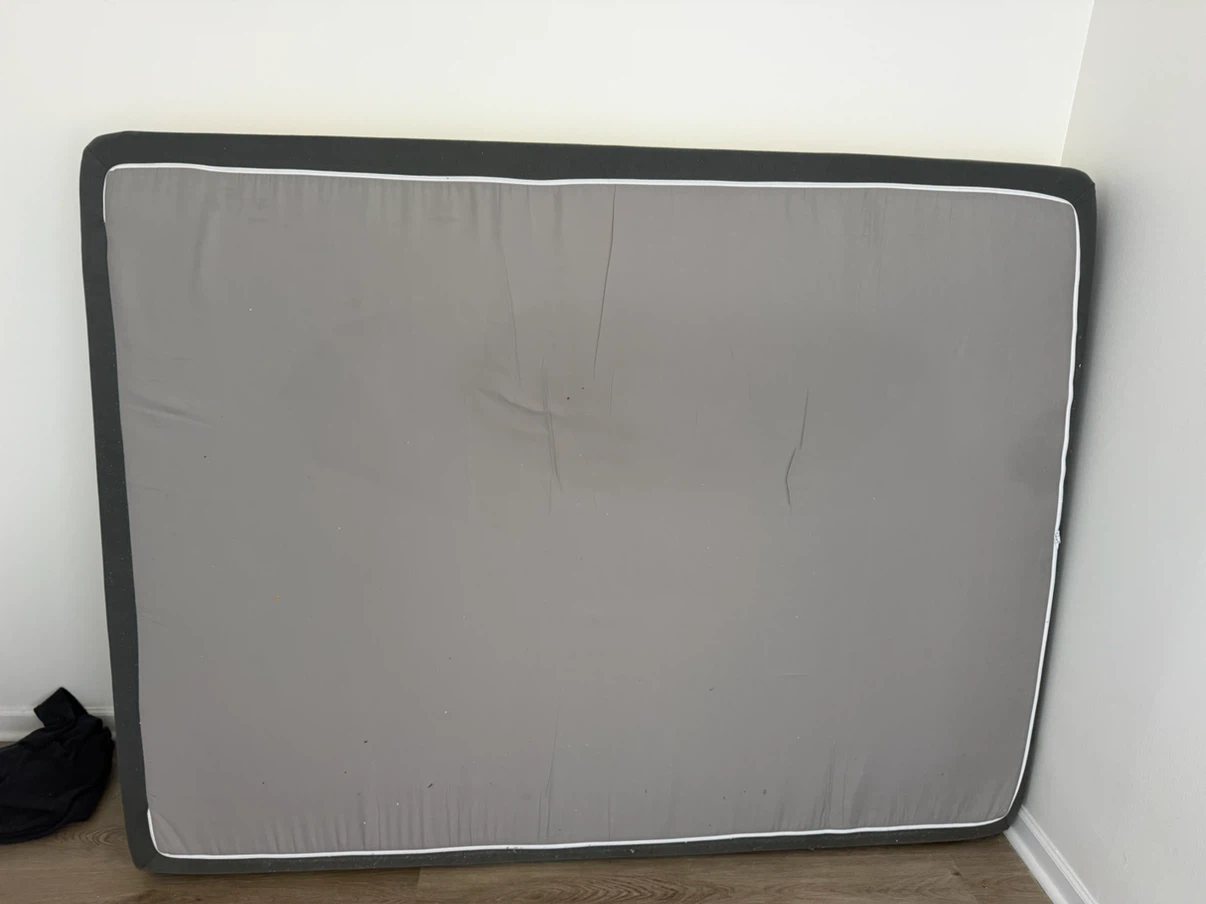 Queen size mattress - photo 3