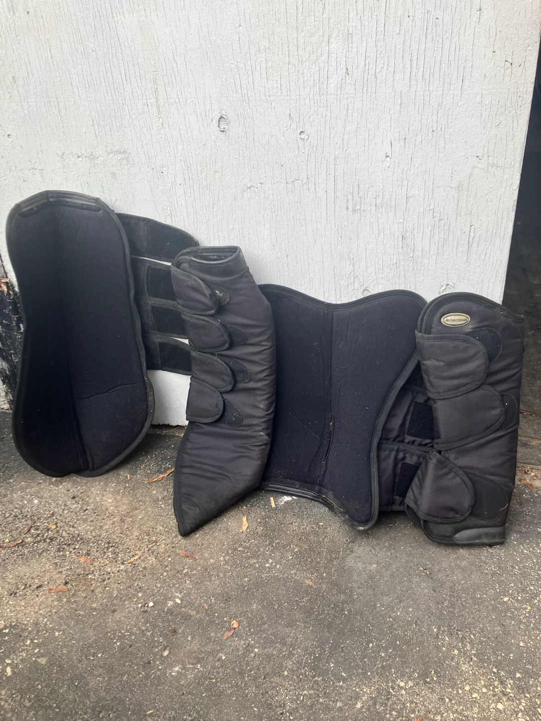 Shedrow Horse Leg Boots - Set of 4 - photo 4