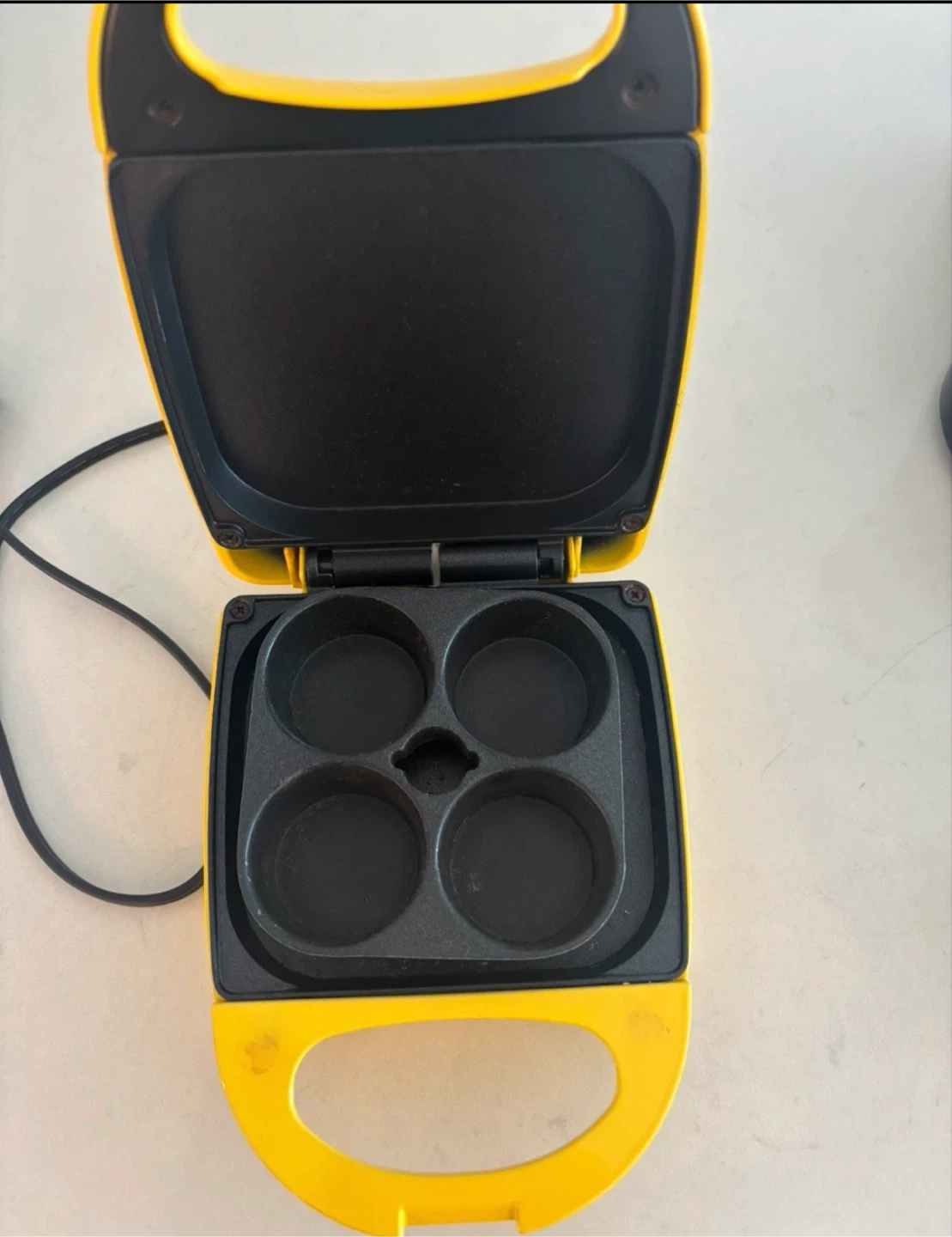 Salton Egg Cooker / Breakfast Sandwich Maker - photo 2