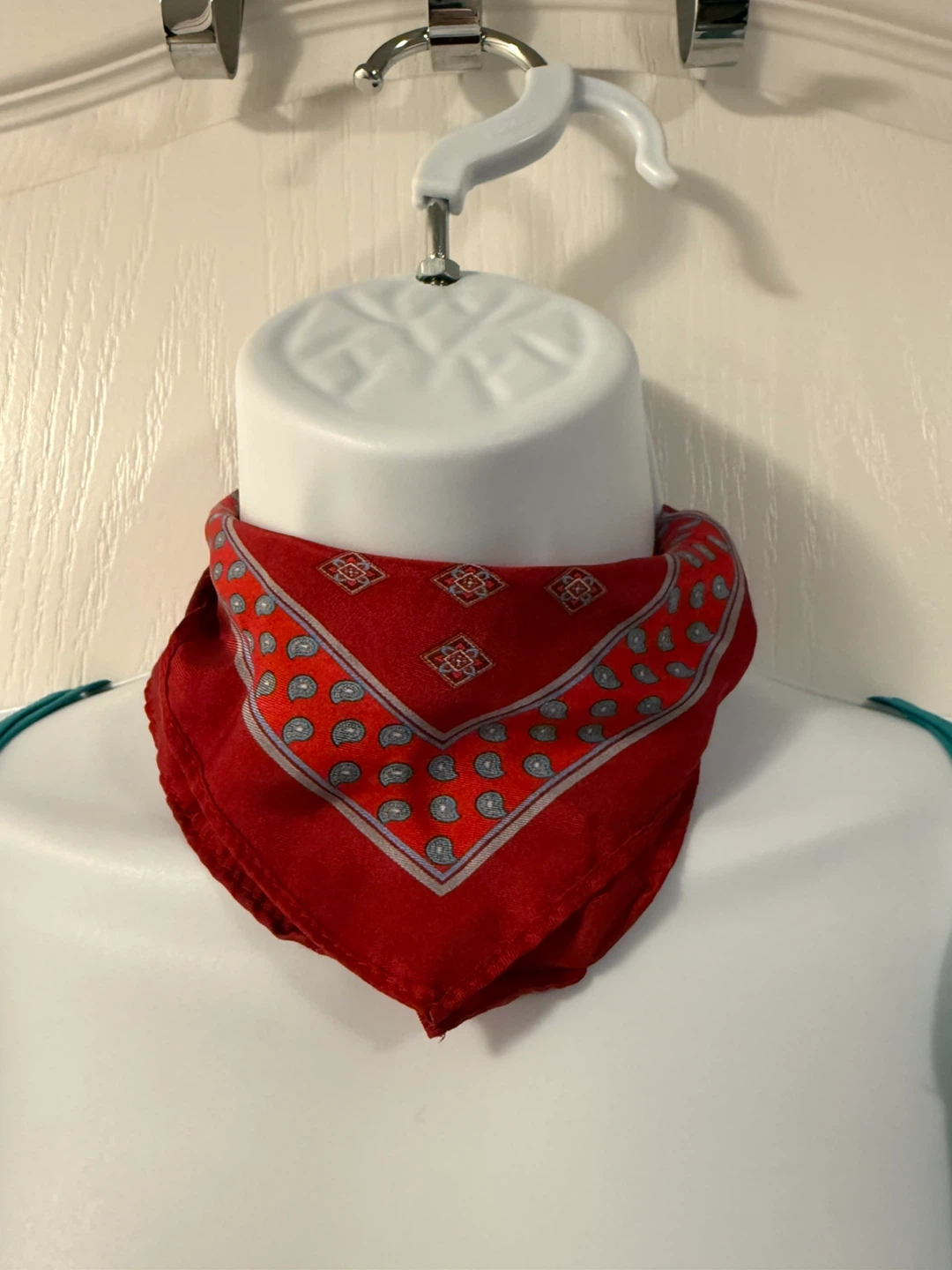 Red Paisley Pattern Neck Scarf