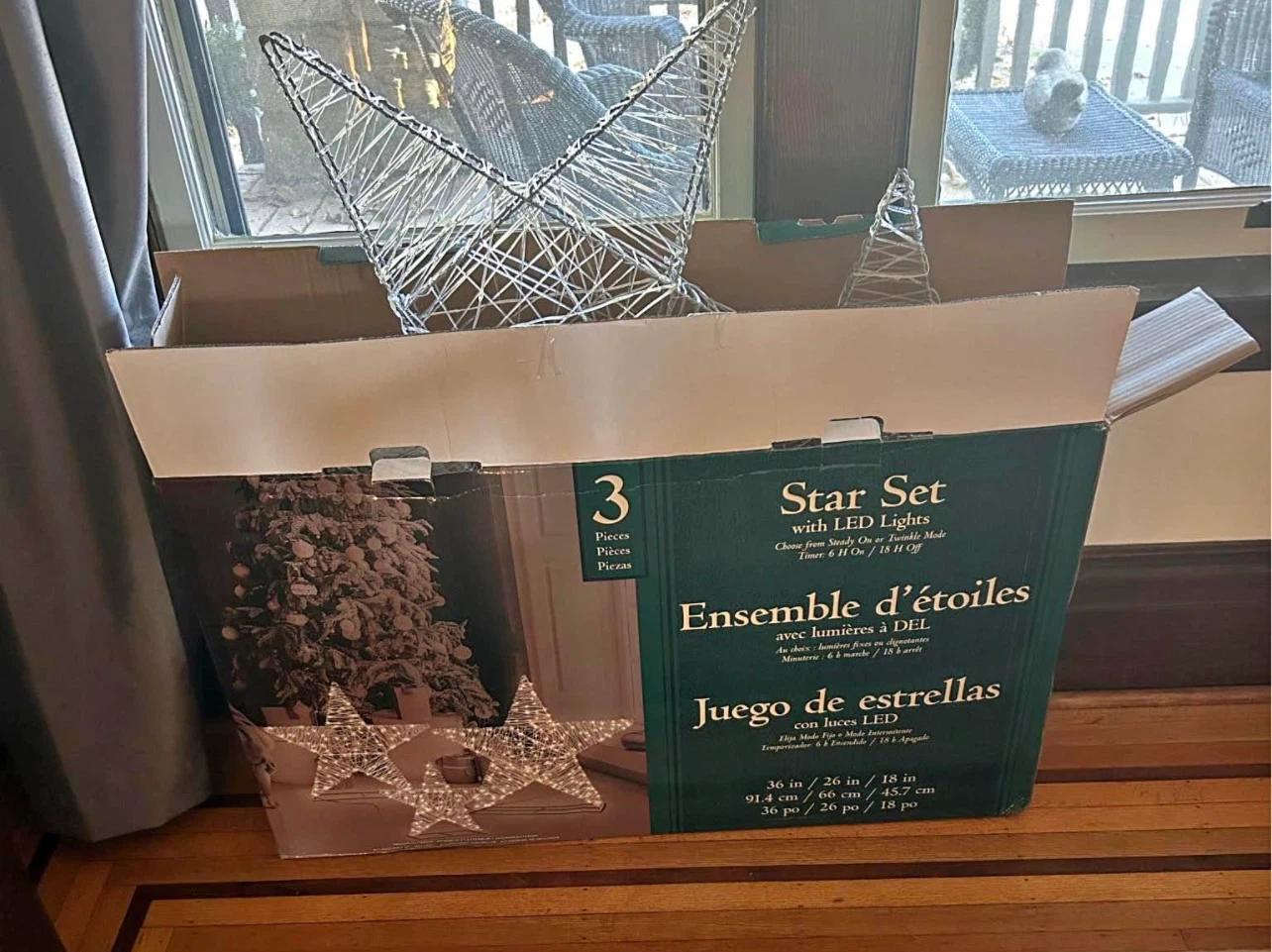Outdoor Christmas Decor - 3 Star Set from Costco - photo 3