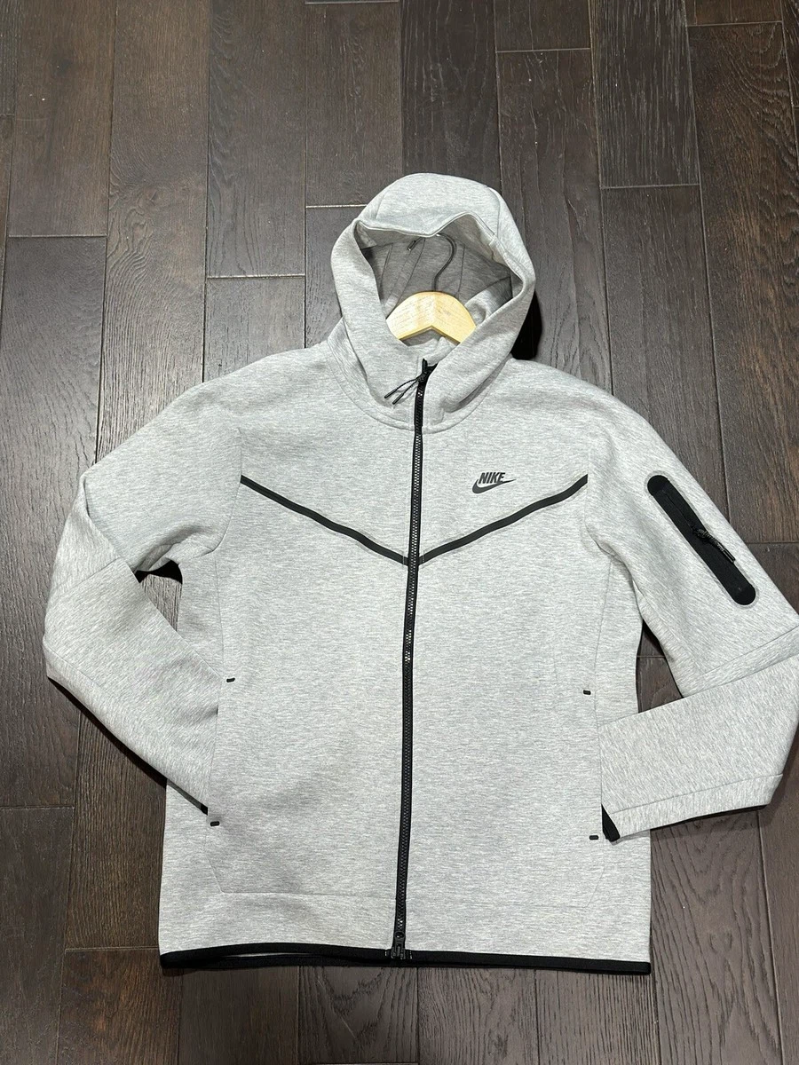 grey nike tech top - photo 3
