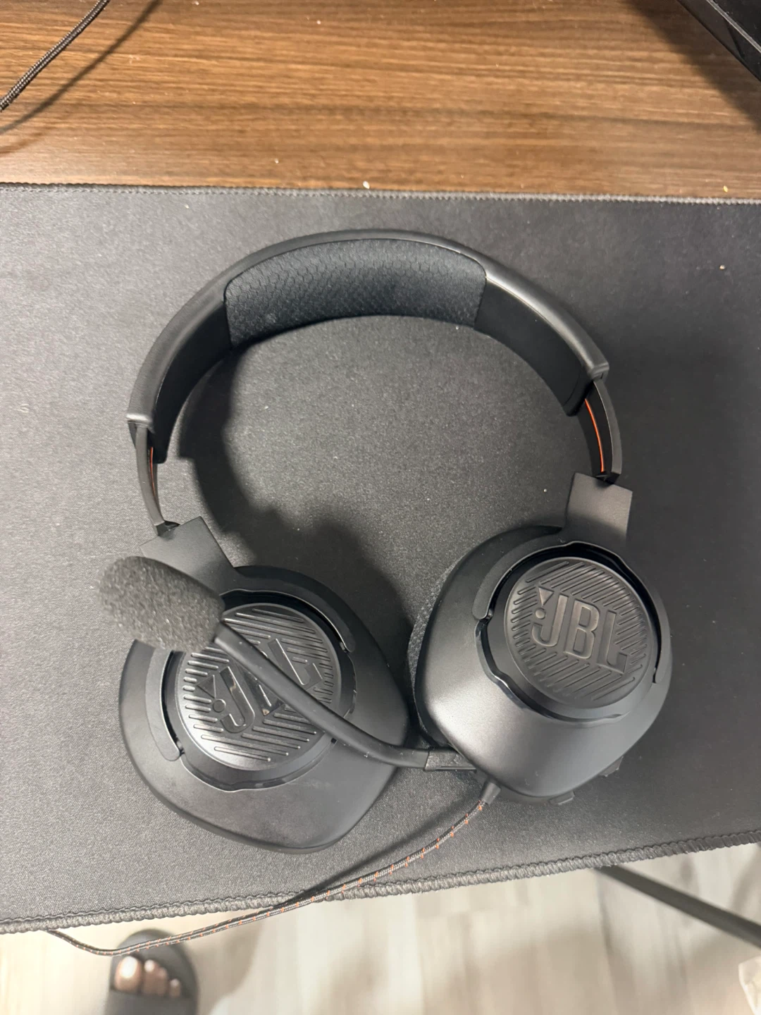 JBL Quantum Gaming Headset