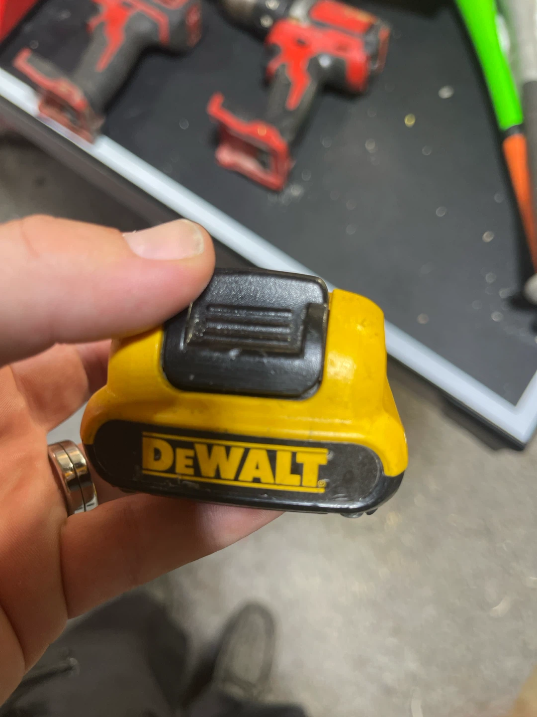 DeWalt 12V MAX XR 2Ah Lithium Ion Battery