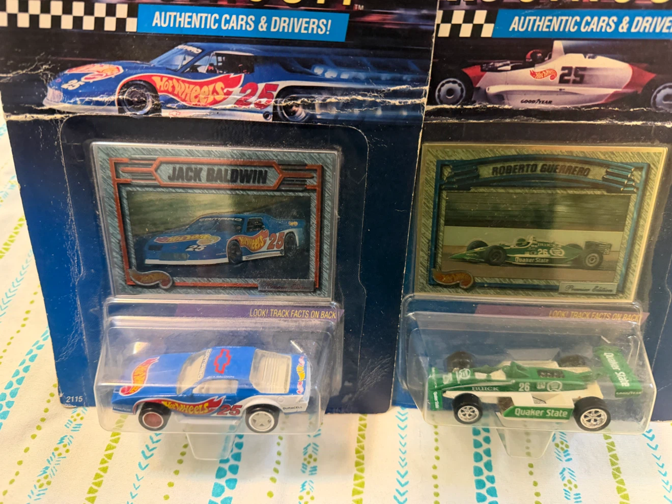 2 Vintage 1992 Hot Wheels Pro Circuit Die-Cast Cars - photo 5