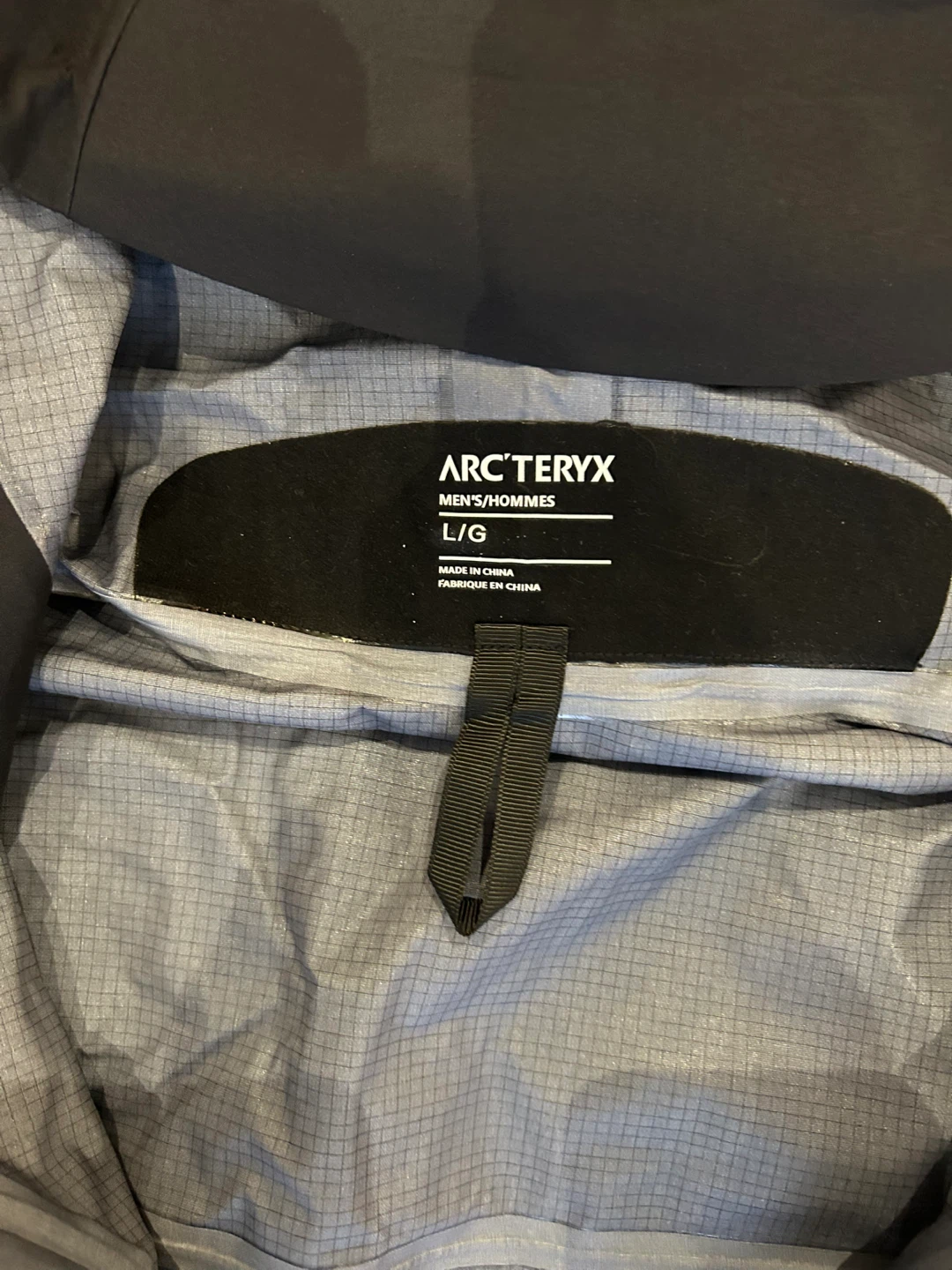 Arc'teryx Alpha SV Jacket (24k Gold) - Men's Large - photo 4