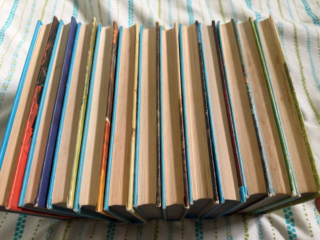 12 Vintage Hardy Boys Mystery Books - photo 3
