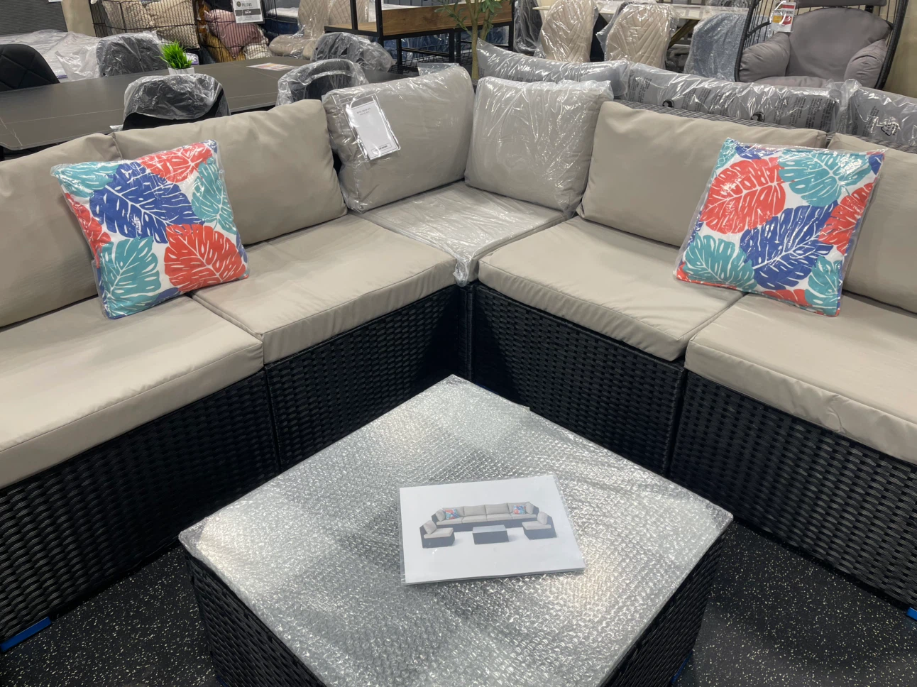 PRICE DROP! Modern 7-Piece Outdoor Patio Lounge Set