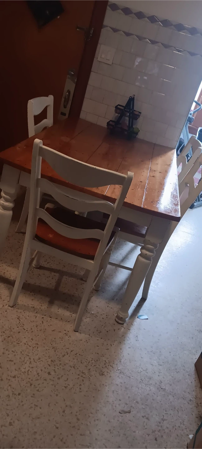 Rustic Farmhouse Wooden Dining Table with 4 Chairs