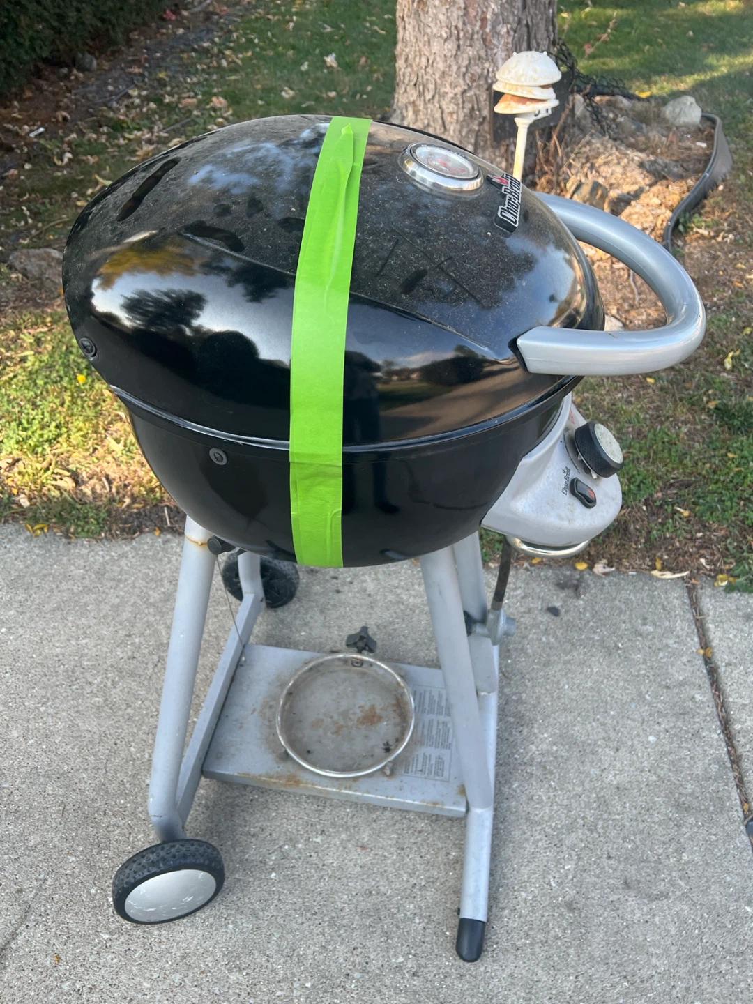 Char-Broil Patio Bistro Gas Grill - photo 2