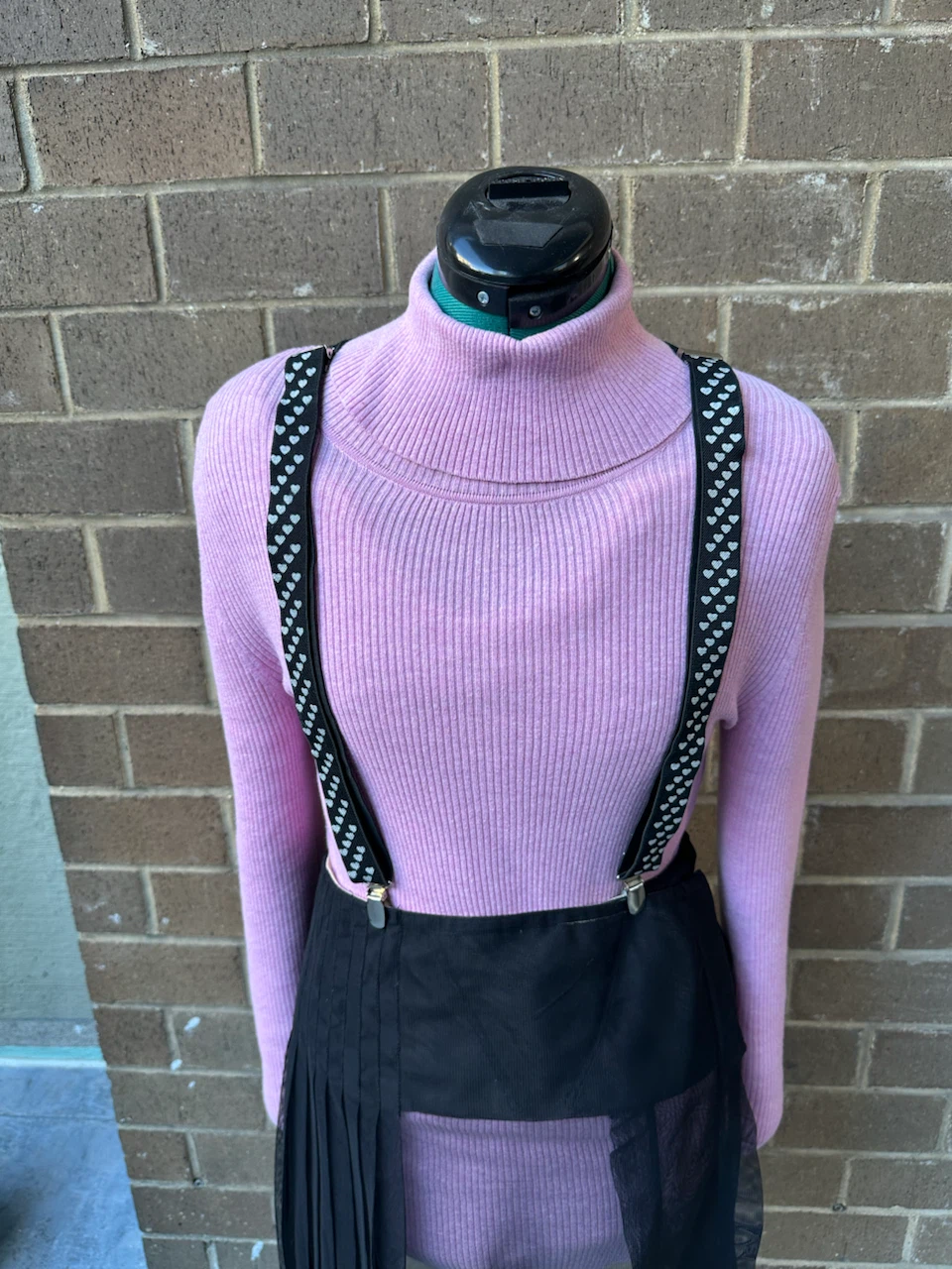 White Hearts Print Black Suspenders