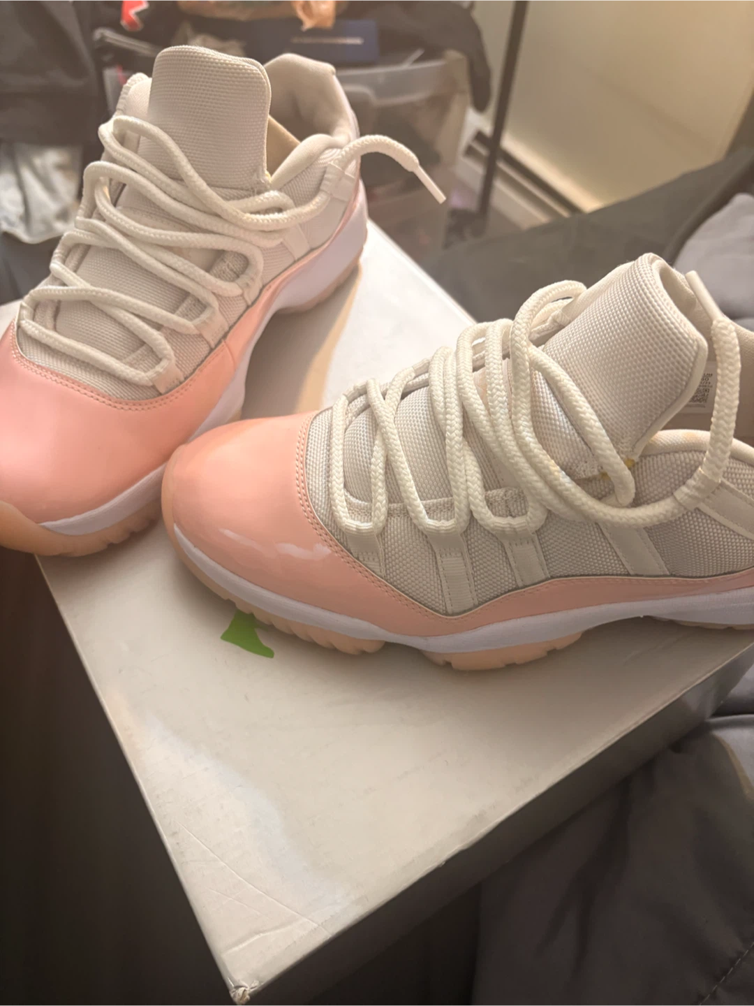 Jordan 11 Low Rose Gold