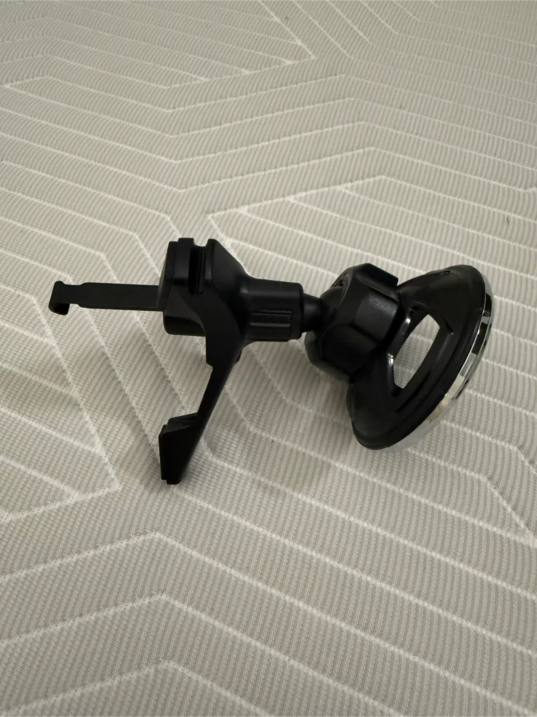 New Volport Magnetic Air Vent Car Phone Mount - photo 2