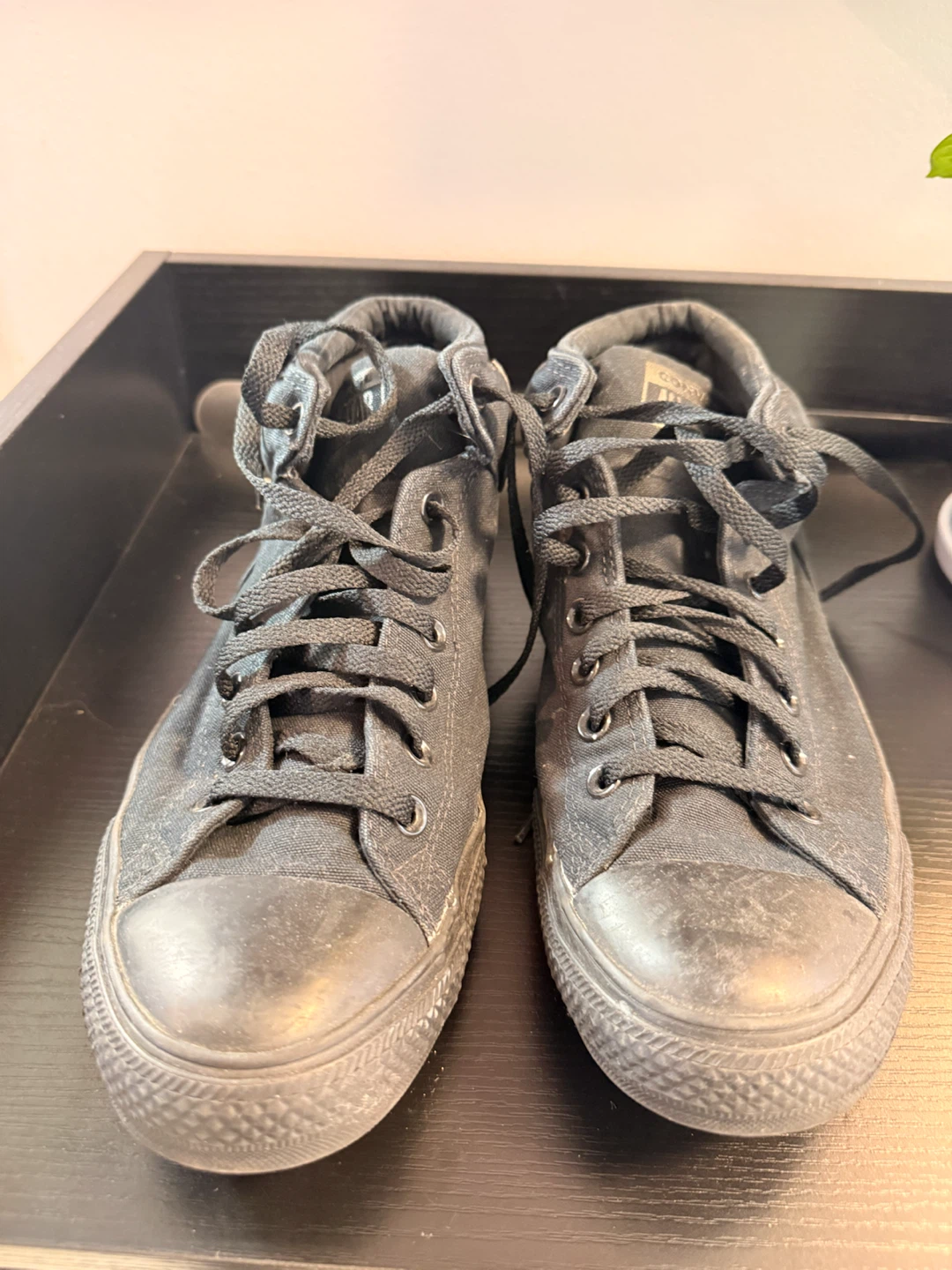 Men’s Converse All Star Black Mid-Top Sneakers size 11