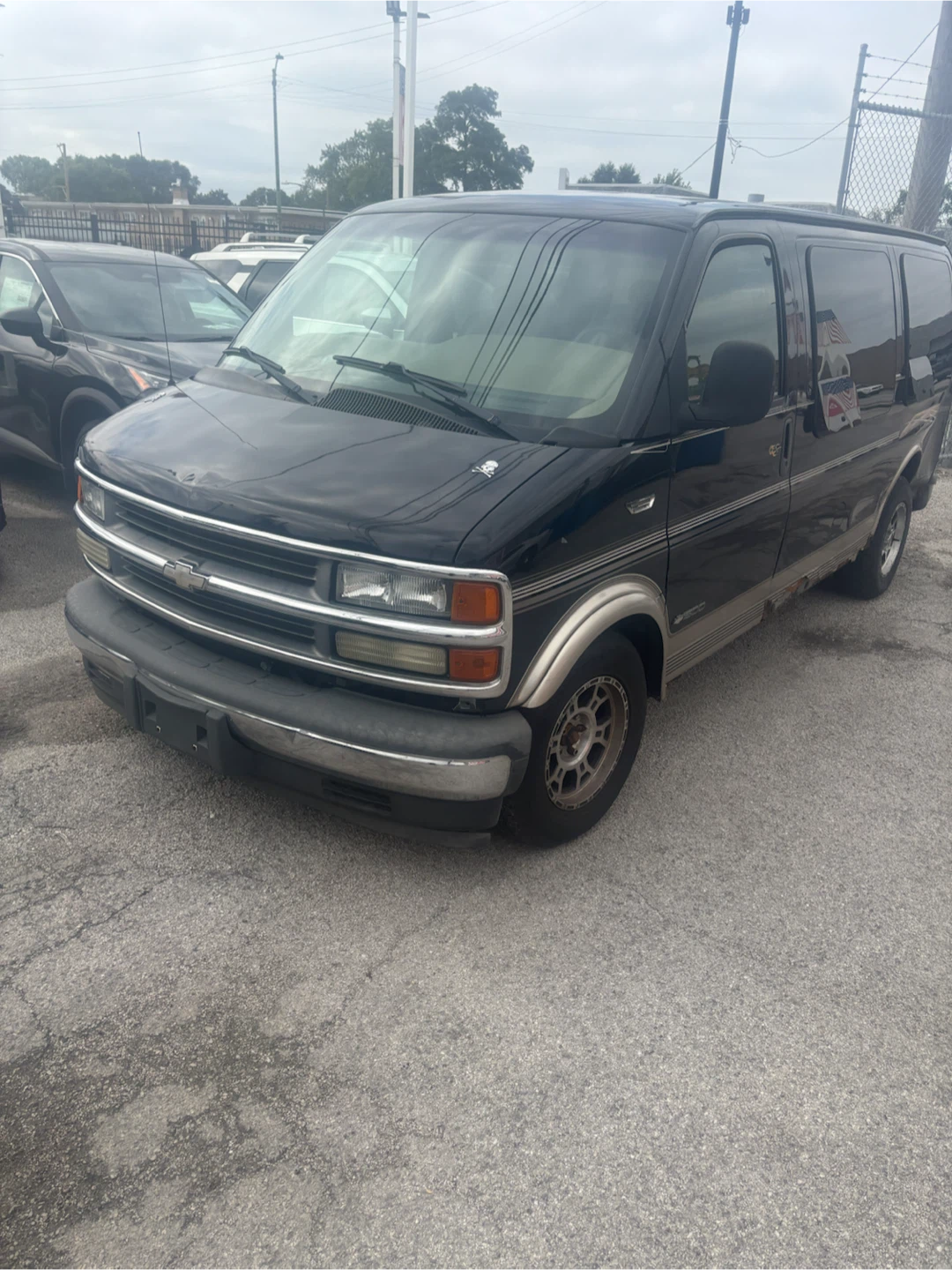 Chevrolet Express 1500 Van