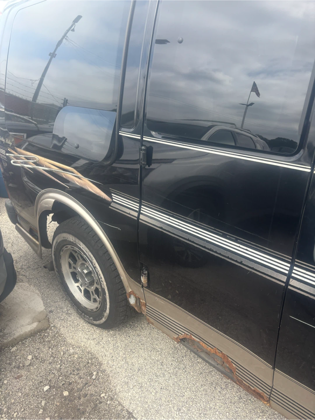 Chevrolet Express 1500 Van - photo 3