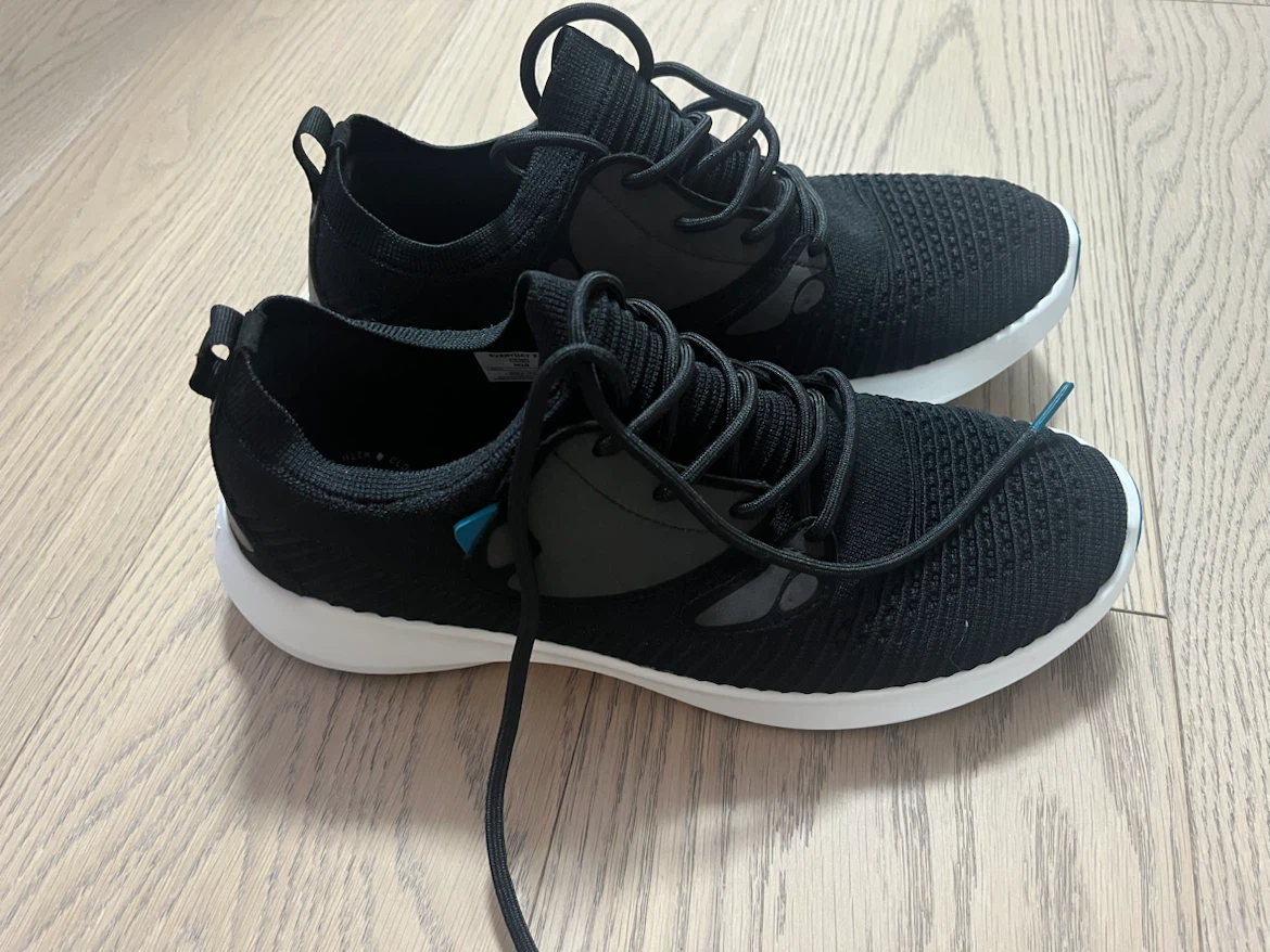 Vessi Everyday 2.0 Sneakers -  Size 10