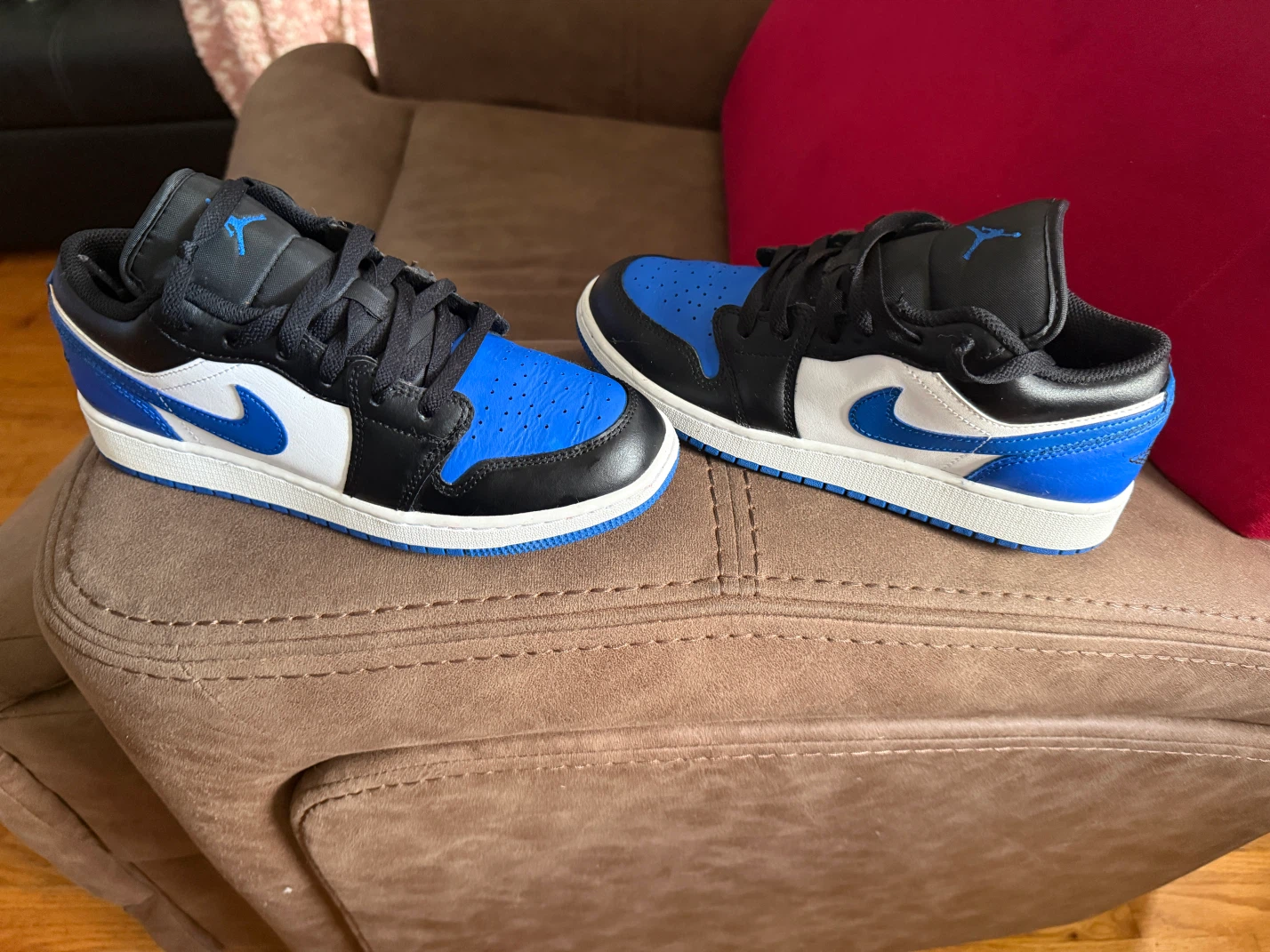 Jordan 1 Low Royal Blue Black Size 6.5Y - photo 2