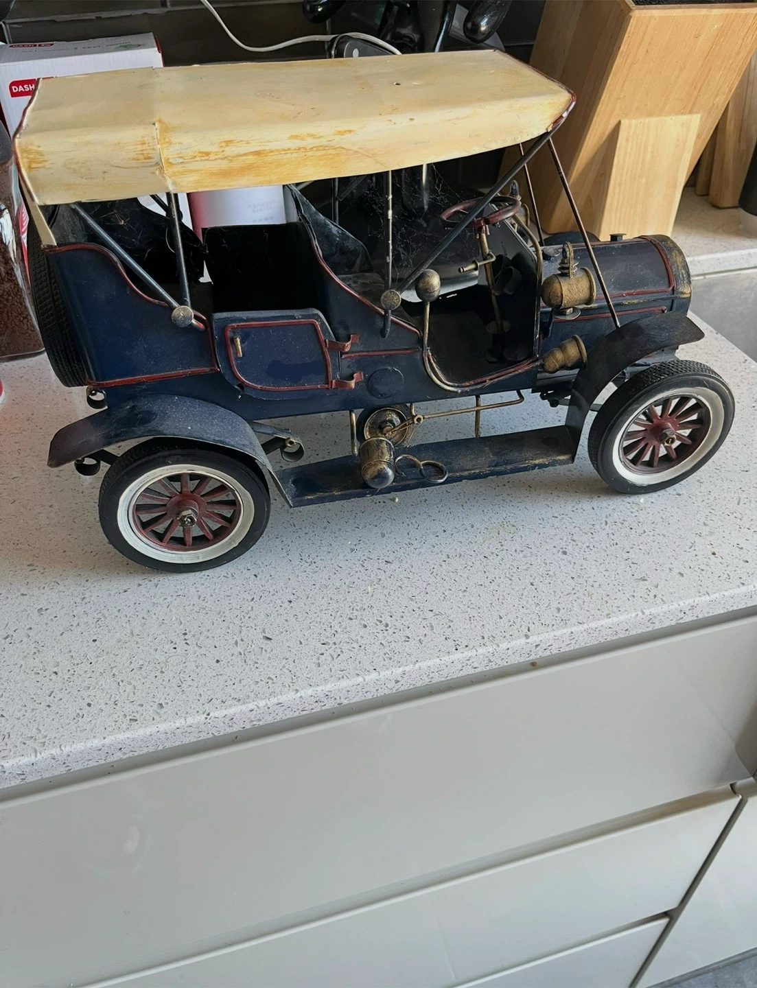 Vintage Buick Model Car collectors item - photo 3