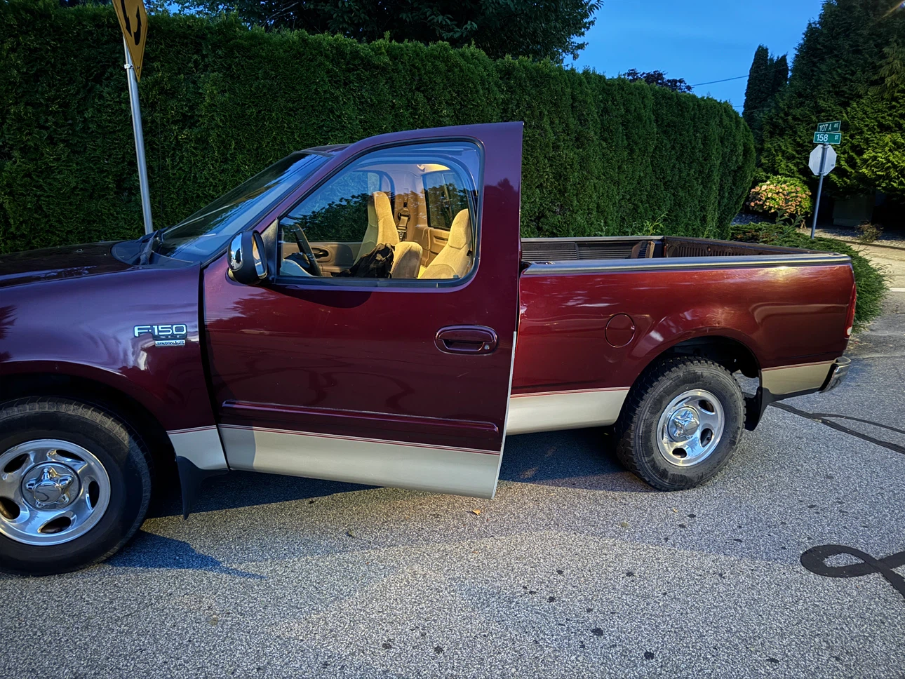 1999 Ford F150 single cab 2WD - photo 2