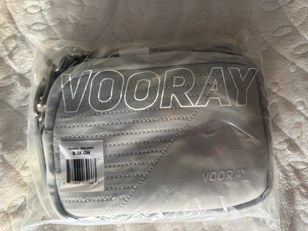 VOORAY Compact Crossbody Bag in Light Gray - photo 3