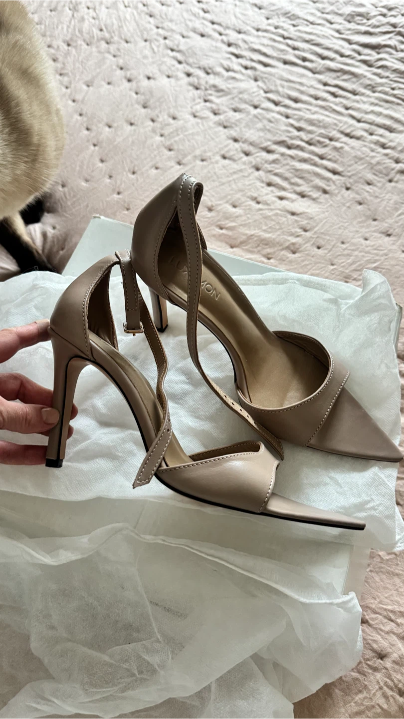 Luxmon Nude Stiletto Heels - photo 2