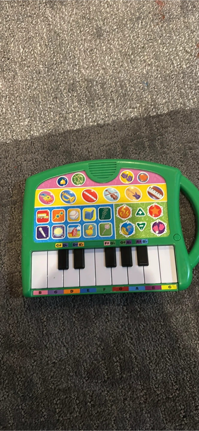 LeapFrog Learn & Groove Musical Keyboard