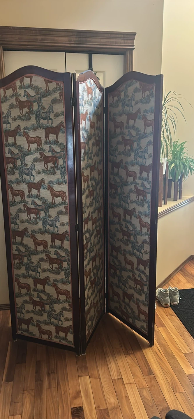 Antique tallThree-Panel Horse Print Room Divider