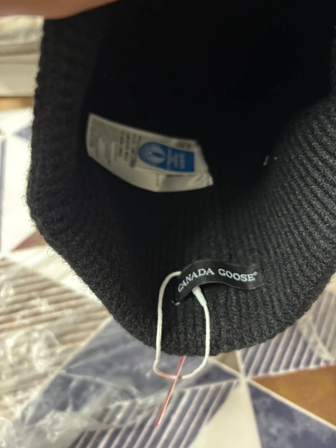 Canada Goose Arctic Program warm cap - photo 3