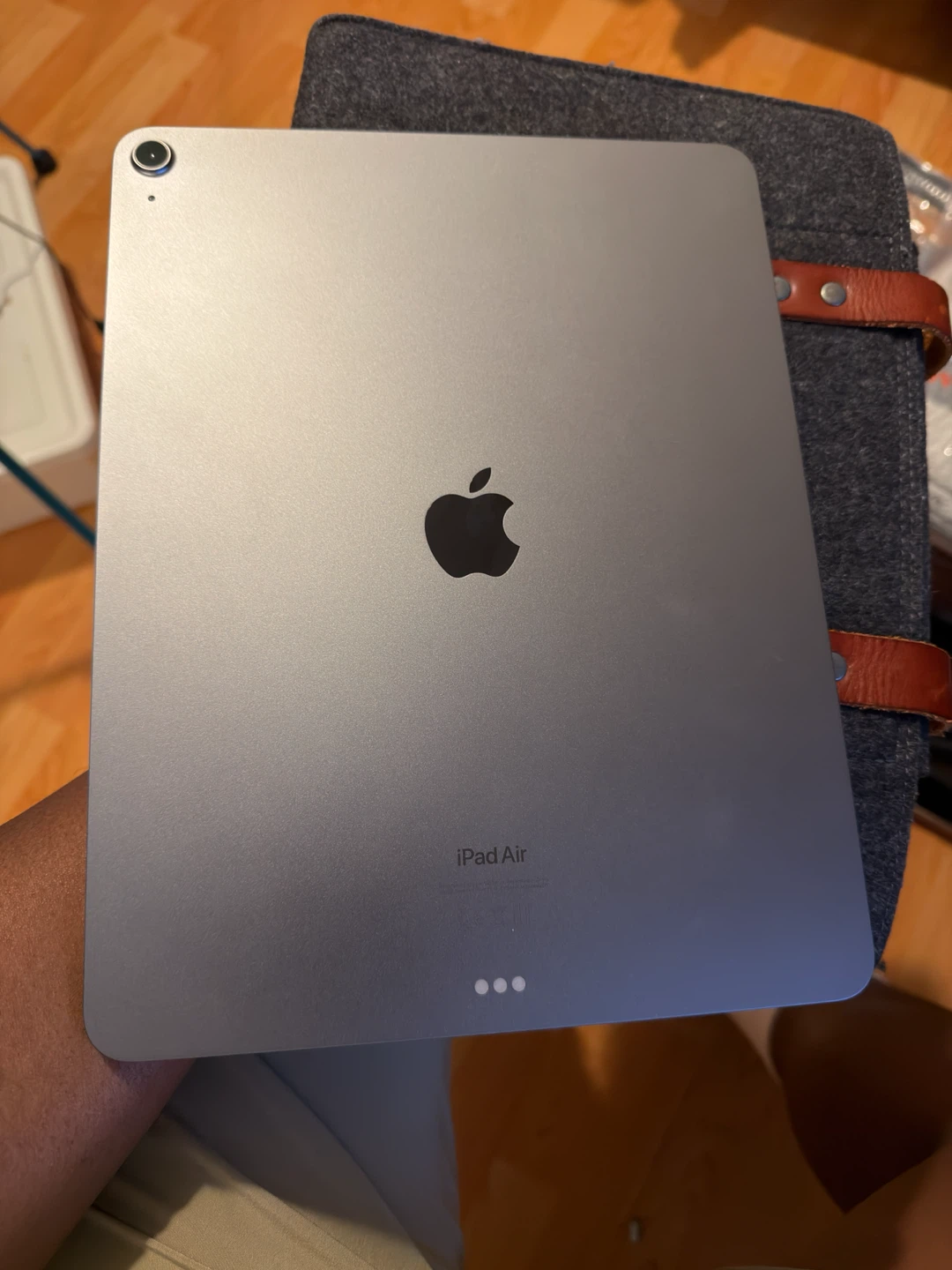 Apple iPad Air 13-inch (M2) 128GB - photo 2