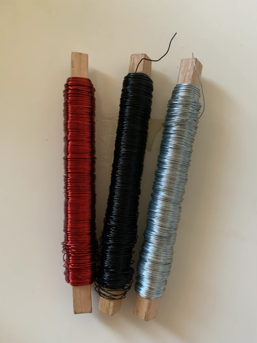 Assorted Paint Brushes & Craft Wires - photo 2