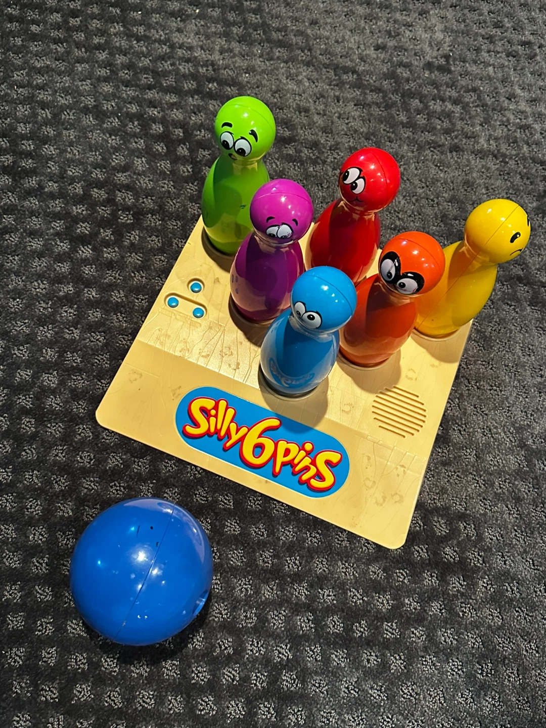 Silly 6 Pins Bowling Game
