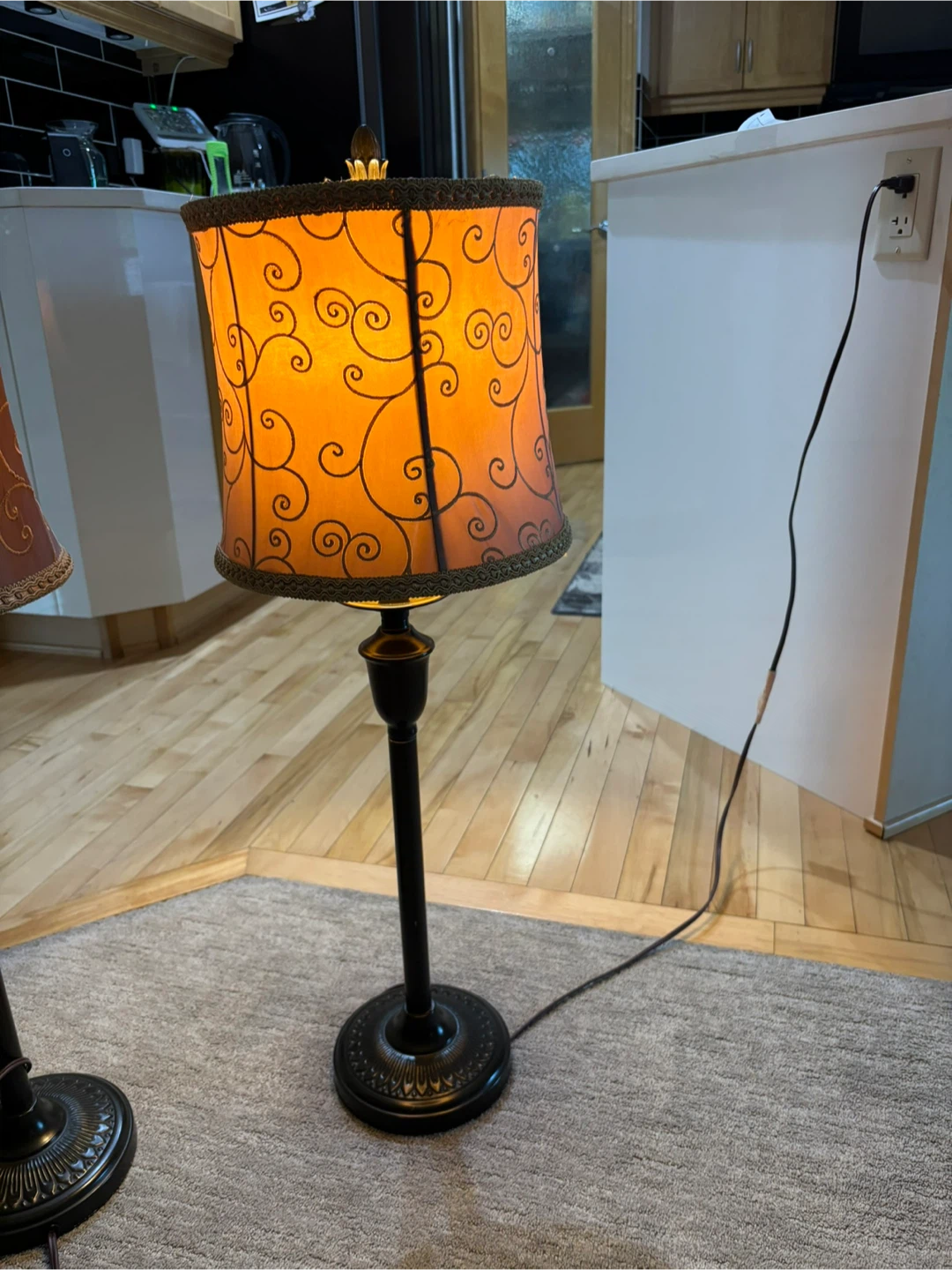Set of Two Vintage Style Table Lamps - photo 2