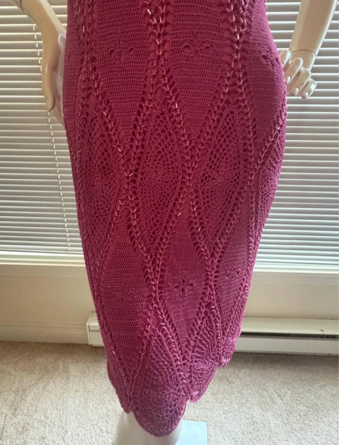 Karen Millen Raspberry Crotchet Beaded Dress - photo 4