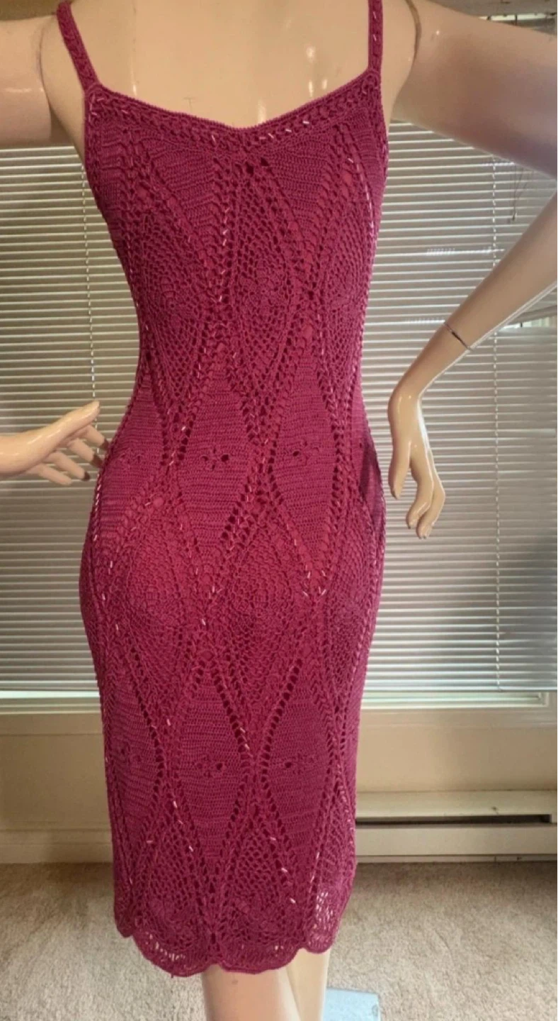 Karen Millen Raspberry Crotchet Beaded Dress - photo 5