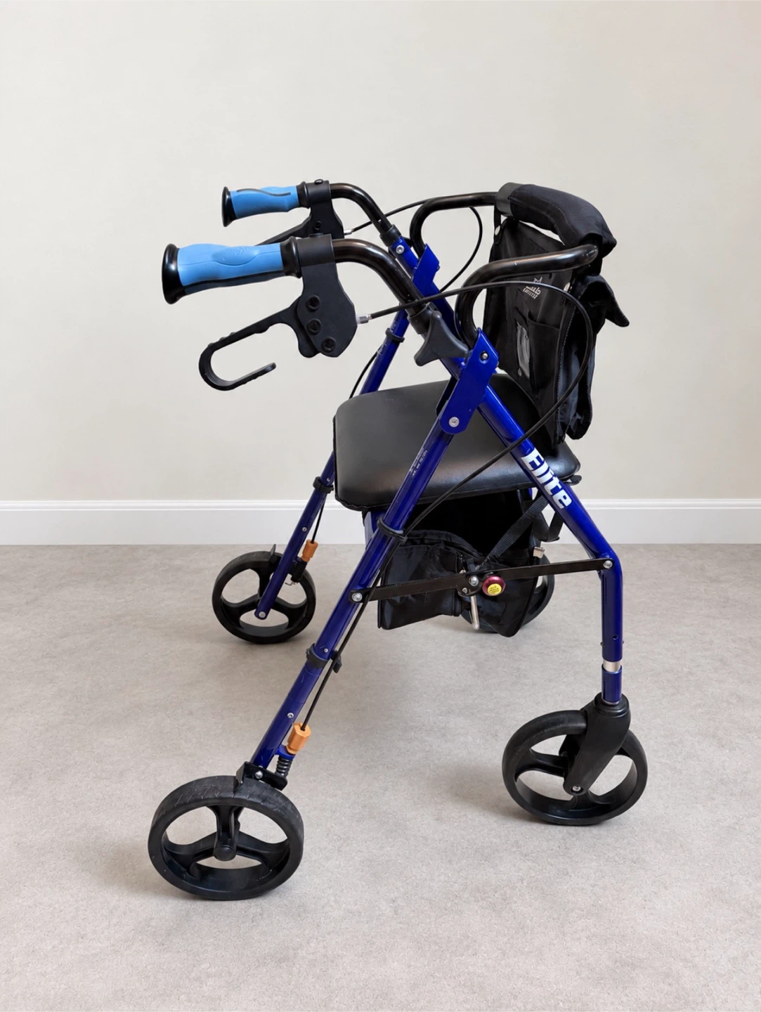 Hugo Elite Rolling Walker Blue - photo 2