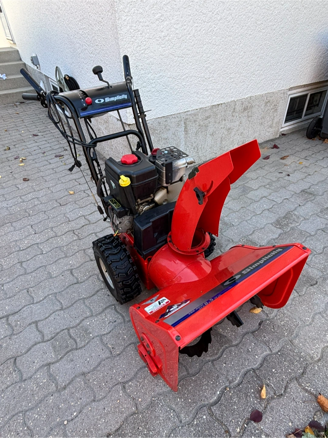 Simplicity 8.5 HP Snowblower