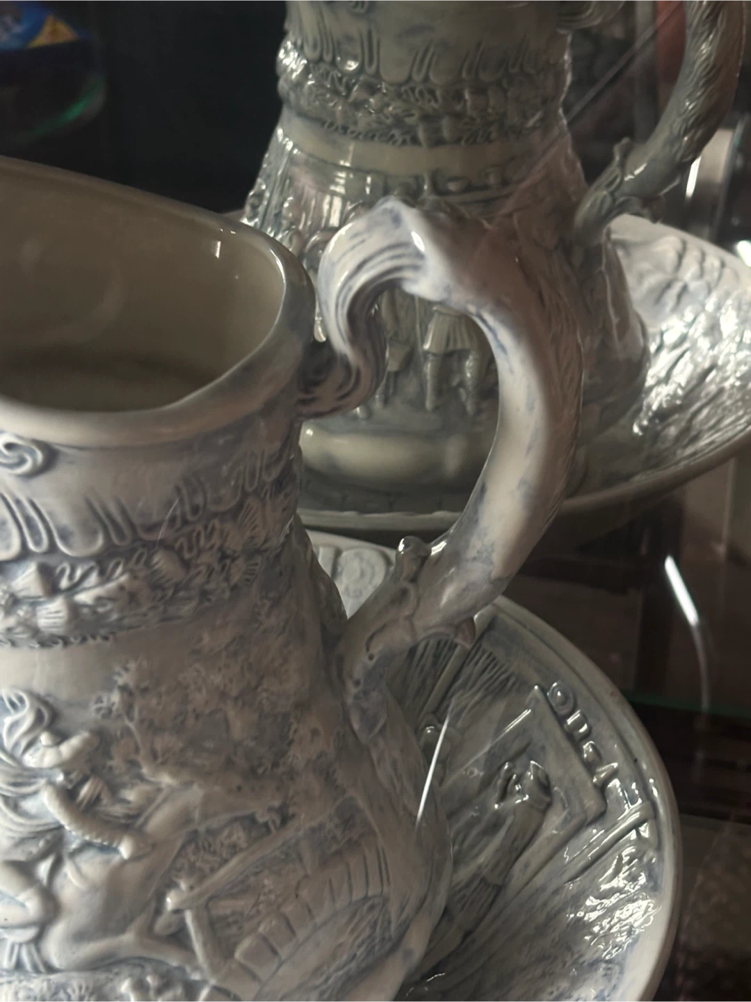 Vintage Ceramic Wash Basin and Pitcher Set - photo 4