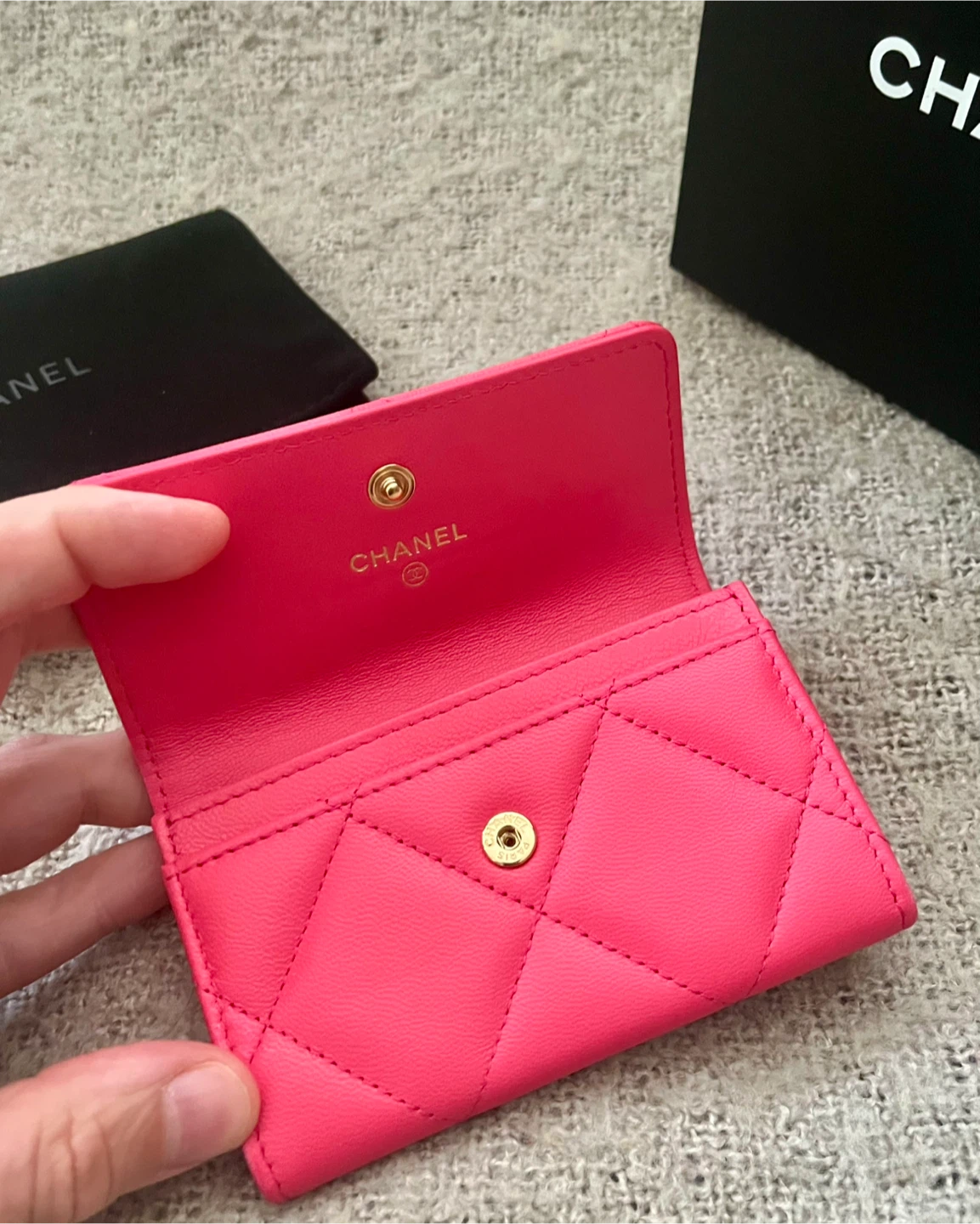 Chanel card case - photo 3