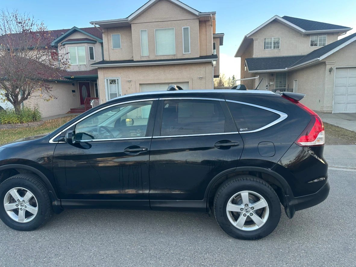 Black Honda CR-V SUV 2012 - photo 4